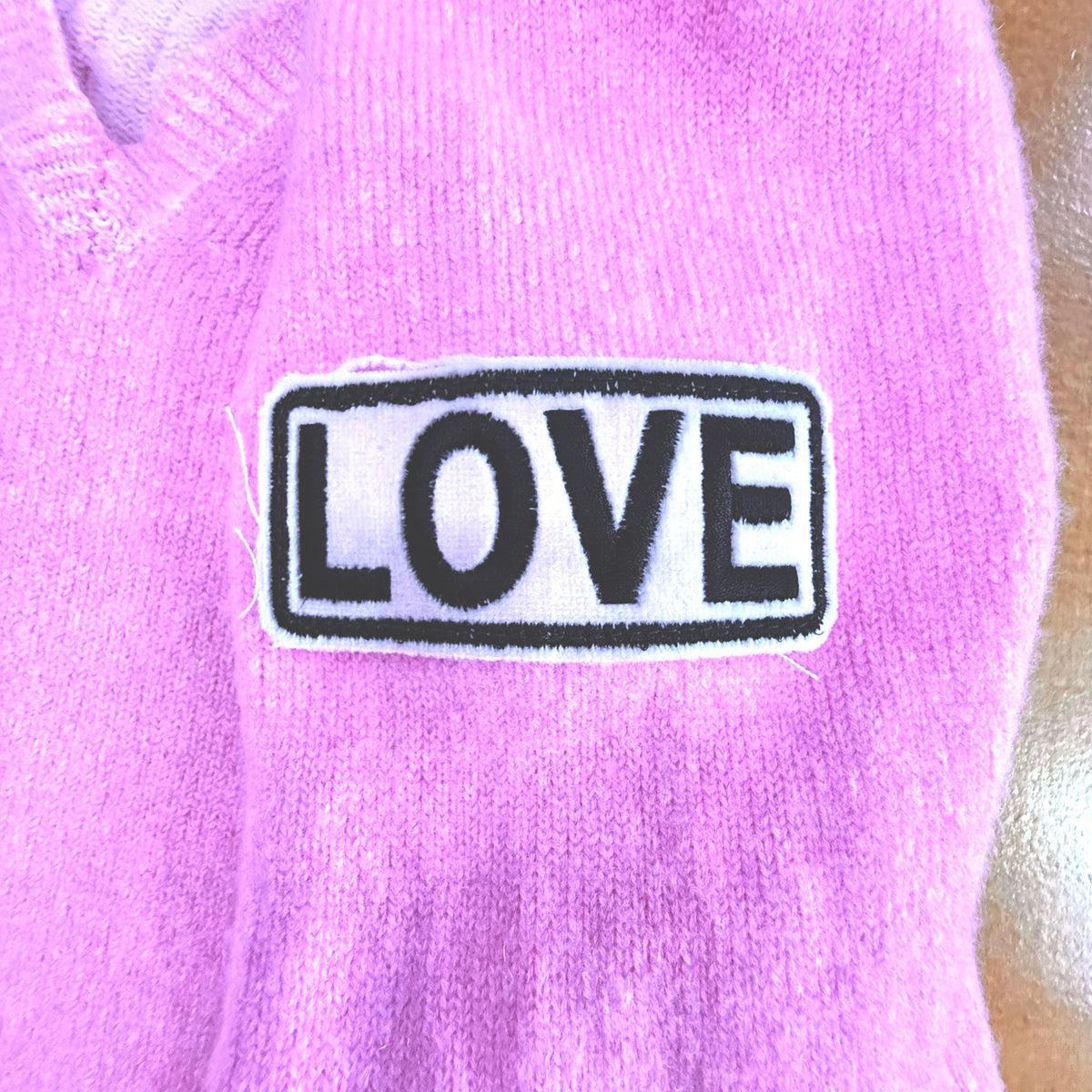Vintage Cashmere Remake V-Neck Love More Worry Less