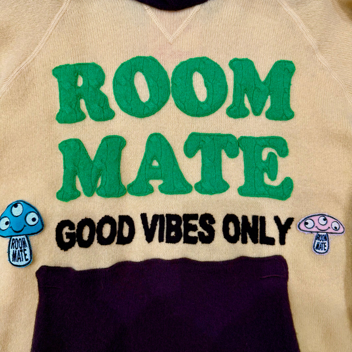 Recycled Cashmere Hoodie ROOM MATE Good Vibes Only