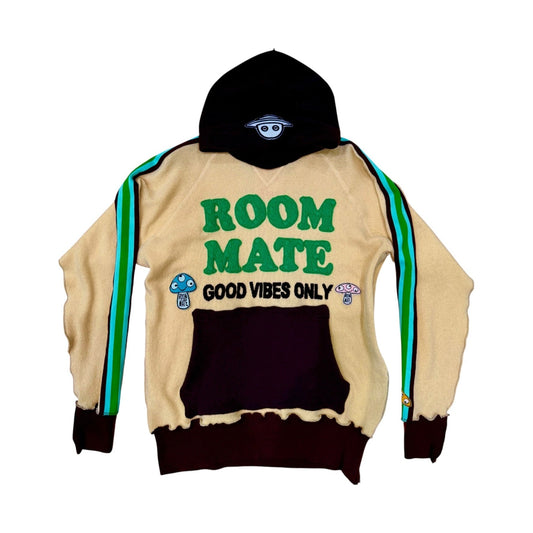 Recycled Cashmere Hoodie — ROOM MATE "Good Vibes Only / Share the Earth" (Men's L)
